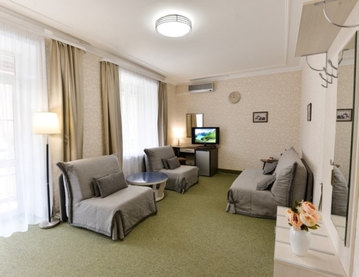 Люкс 2-местный 2-комнатный (№110,201-204,206,216,217,302,305,306,310) - Санаторий «Эдем» Белокуриха